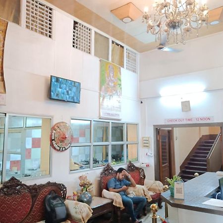 Kusum Hotel Dibrugarh Εξωτερικό φωτογραφία