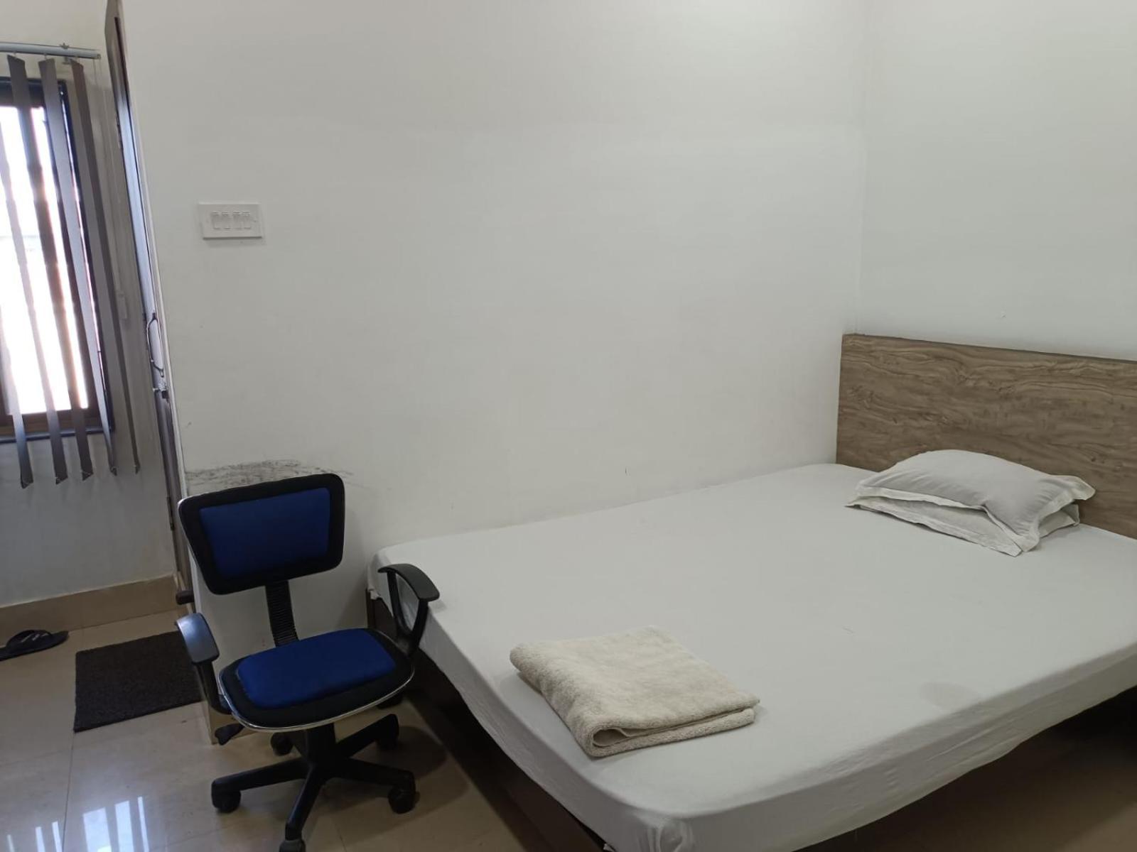 Kusum Hotel Dibrugarh Εξωτερικό φωτογραφία